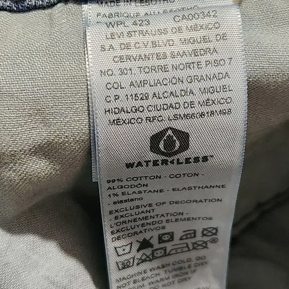 Levis Strauss Signature Jeans Size 32x34 Blue Relax Flex Moves With You. - Picture 11 of 11